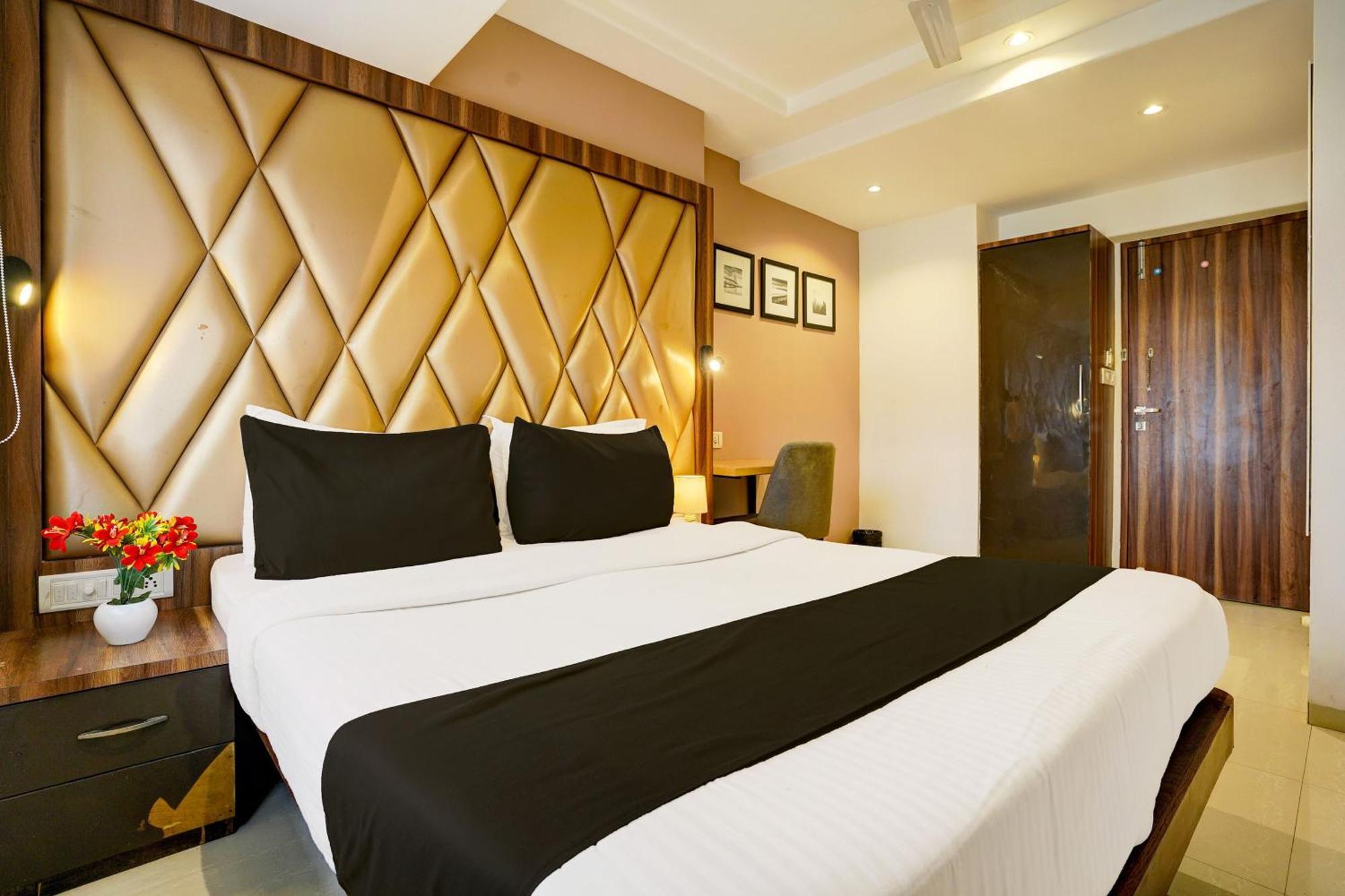 Super Hotel O Mumbai Central Formerly Park Palace Ngoại thất bức ảnh
