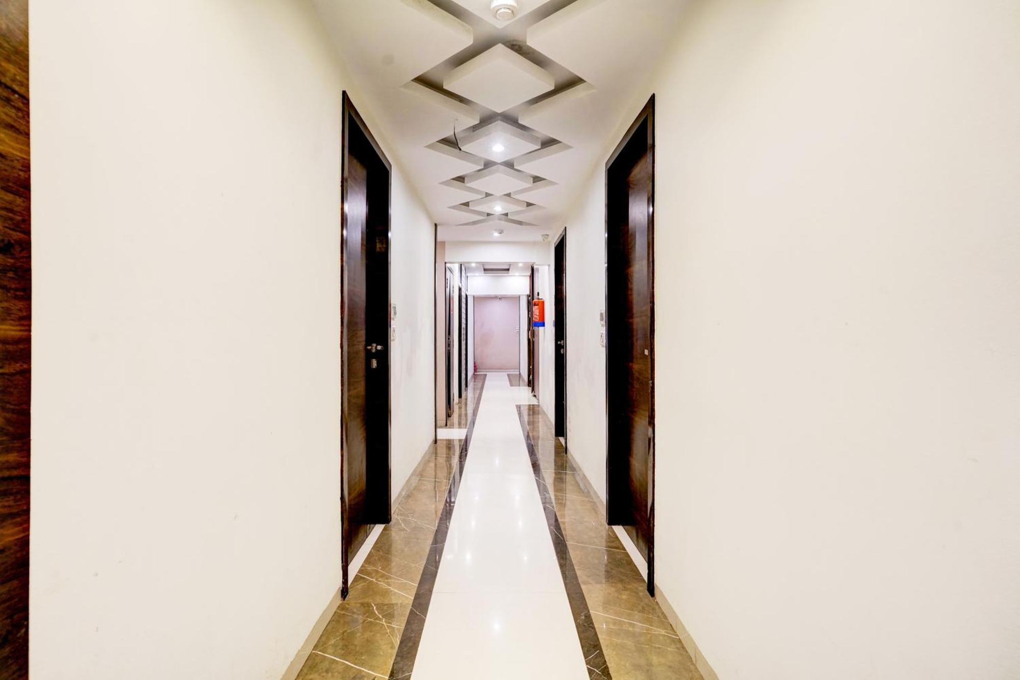 Super Hotel O Mumbai Central Formerly Park Palace Ngoại thất bức ảnh